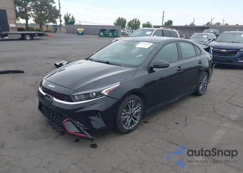 2023 Kia Forte Gt-Line z USA, uszkodzony, nr VIN 3KPF54AD7PE570518